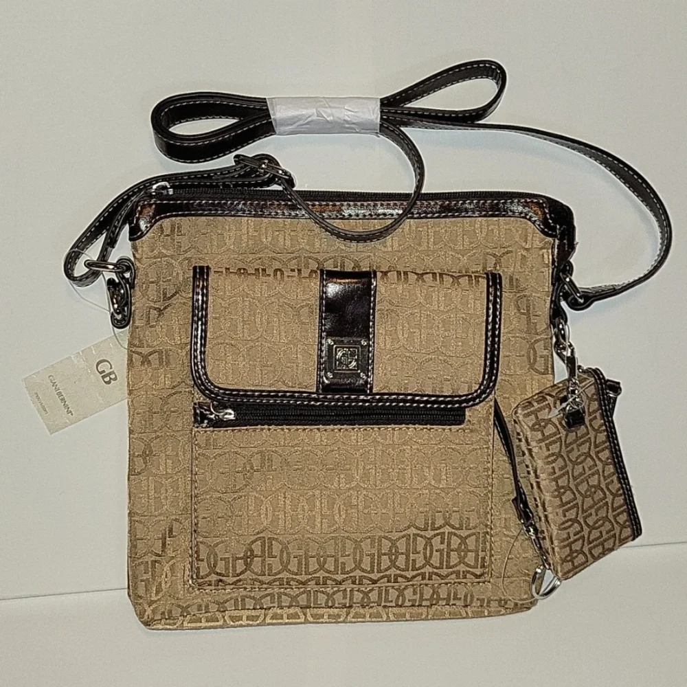 Giani Bernini Signature Crossbody Shoulder Bag NWT